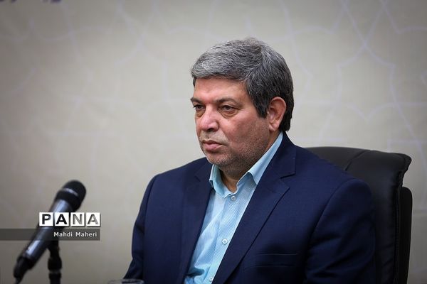 آیین تجلیل از رتبه های برتر کنکور سراسری سال 98