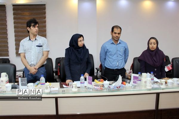 نشست شورای معاونان آموزش و پرورش استان بوشهر با خبرنگاران