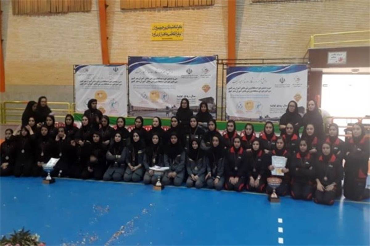تیم دانش‌آموزان دختر استان قم قهرمان مسابقات هندبال دانش‌آموزان کشور شد 