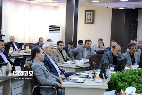 دومین اجلاس روسای ادارات آموزش و پرورش مناطق 24 گانه آذربایجان غربی
