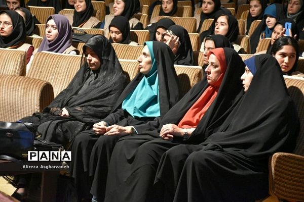 همایش تجلیل از دانش‌آموزان خبرنگار مازندران-۲