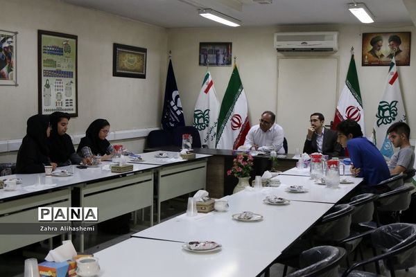 نشست ماهیانه مجلس دانش‌آموزی شهر تهران