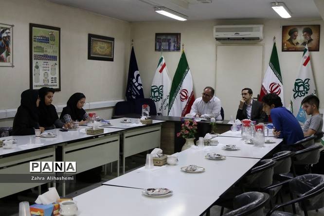 نشست ماهیانه مجلس دانش‌آموزی شهر تهران
