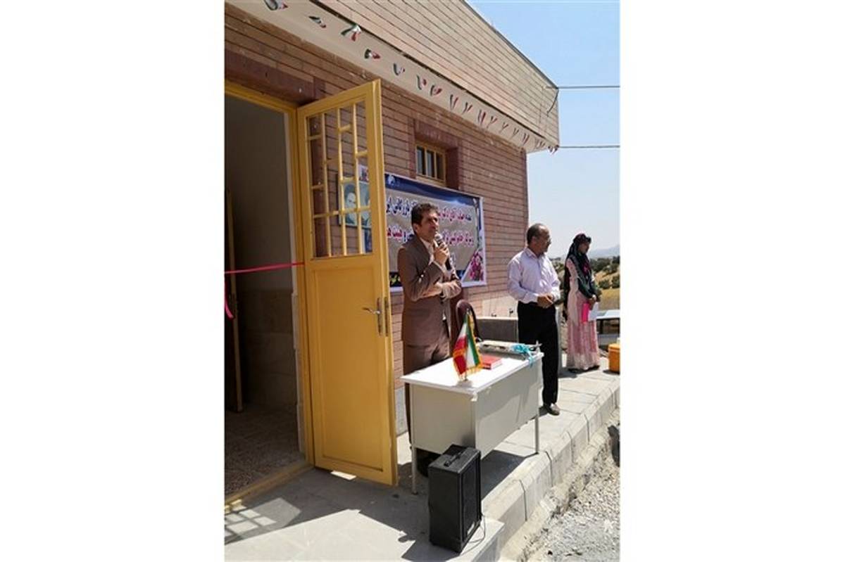 افتتاح مدرسه‌ی دوکلاسه ( ایران من) در روستای زاوله بخش گهواره