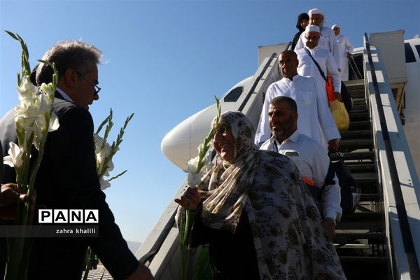 ورود نخستین گروه از کاروان حجاج بیت‌اله‌الحرام به شیراز