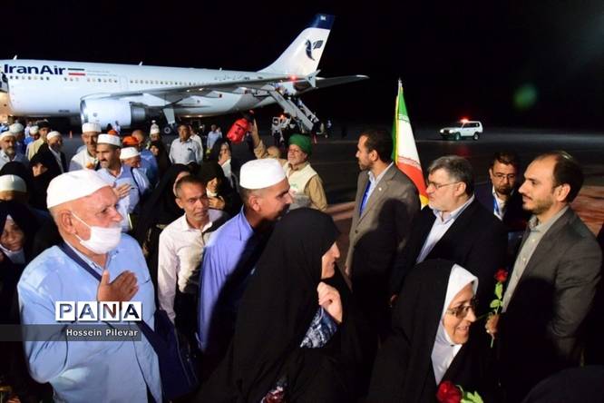 مراسم استقبال از ورود اولین کاروان حجاج بیت الله الحرام به خراسان جنوبی