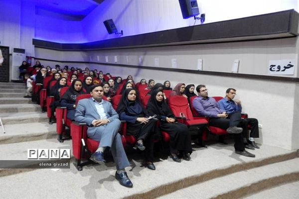 اختتامیه نهمین جشنواره کتابخوانی رضوی در دشتستان