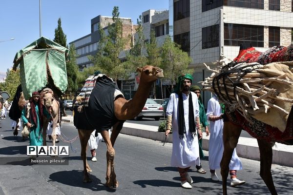 حرکت نمادین کاروان امام حسین علیه السلام در بیرجند