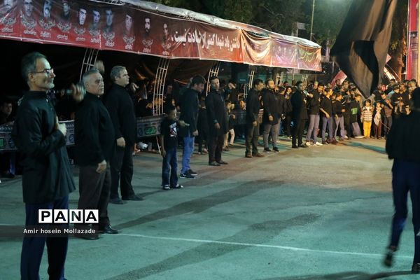 عزاداری شب سوم محرم در خیابان‌های ارومیه