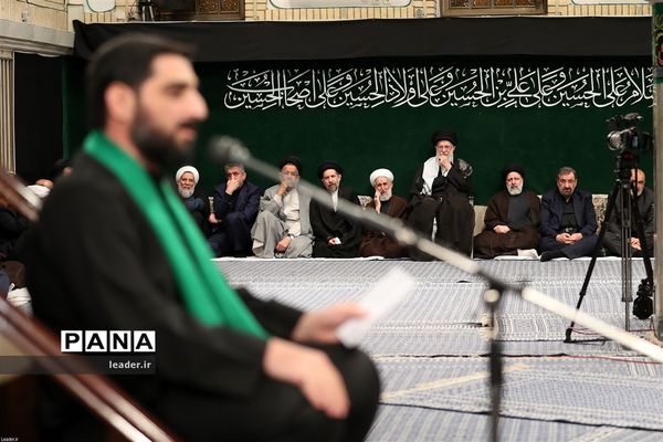 اولین شب عزاداری حضرت اباعبدالله الحسین (ع) با حضور مقام معظم رهبری