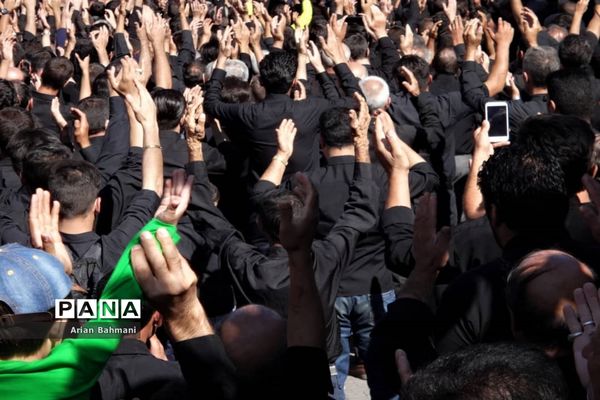 مراسم عزاداری شب تاسوعا «یوم‌العباس» در زنجان