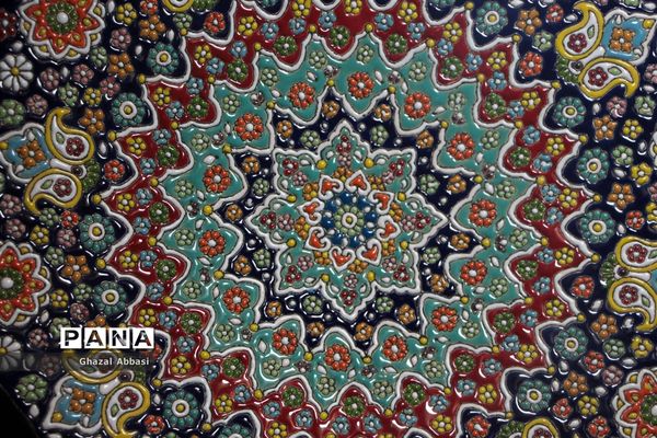 نمایشگاه هنری دست آفرین