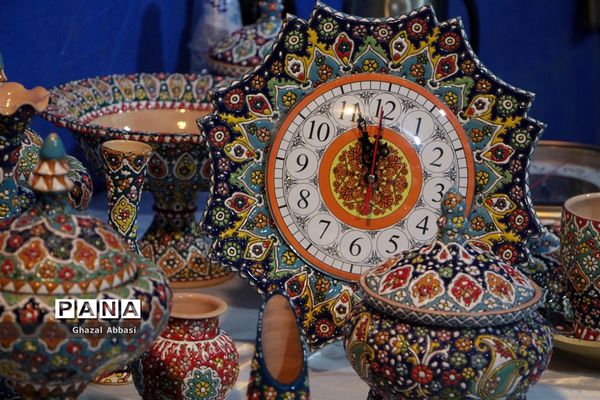 نمایشگاه هنری دست آفرین