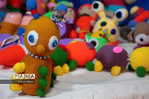 نمایشگاه هنری دست آفرین