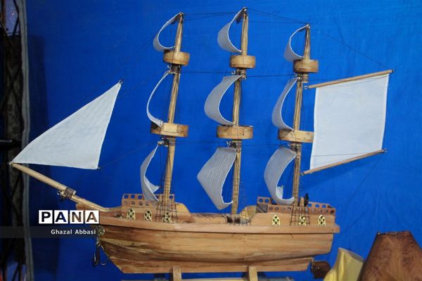 نمایشگاه هنری دست آفرین