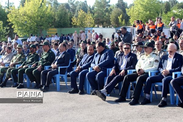 آیین غبار روبی مزار شهدا  به‌مناسبت گرامیداشت هفته دولت در ارومیه