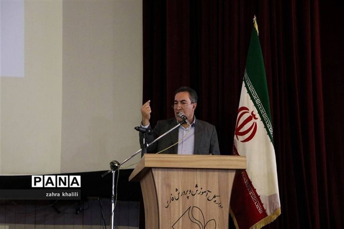 مدیرکل آموزش‌وپرورش فارس : تمام دستگاه‌های اجرایی باید در کشف استعدادها و پرورش نخبگان کمک کنند