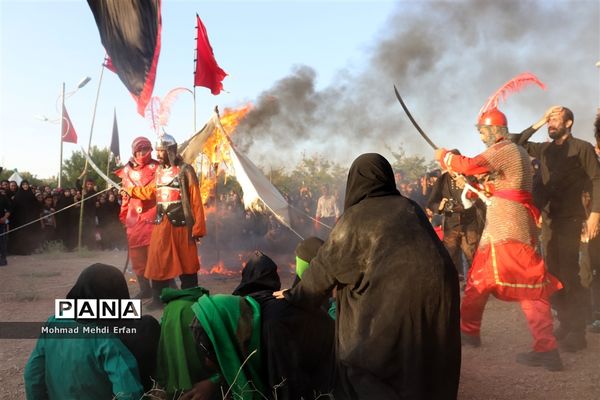 خیمه ها سوخته، علم بی علمدار و نینوا خونین شد
