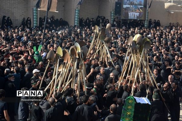 مراسم بیل‌زنی در شهرستان خوسف