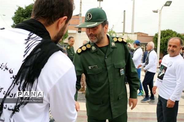 رکاب‌زنی دوچرخه‌سواران بسیجی مازندران به سمت مشهد