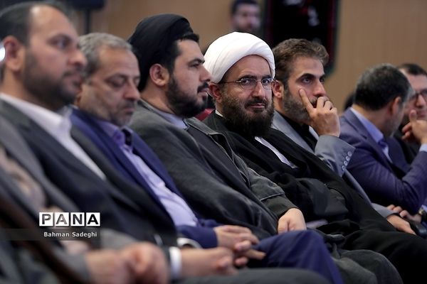 افتتاحیه  سیزدهمین کنگره اتحادیه انجمن‌های اسلامی دانش‌آموزان