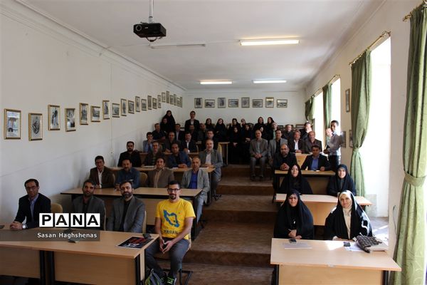 نشست مشترک معاونان پرورشی و تربیت‌بدنی و مسئولان سازمان دانش‌آموزی شهرستان‌های تهران