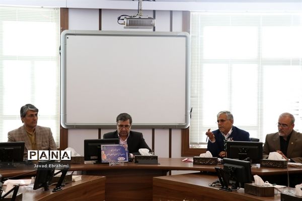 نشست شورای برنامه‌ریزی سازمان دانش‌آموزی خراسان رضوی