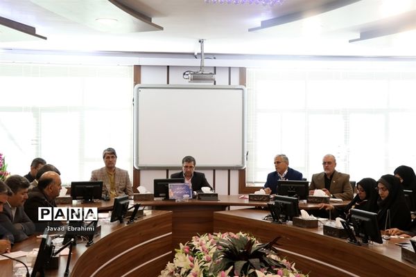 نشست شورای برنامه‌ریزی سازمان دانش‌آموزی خراسان رضوی