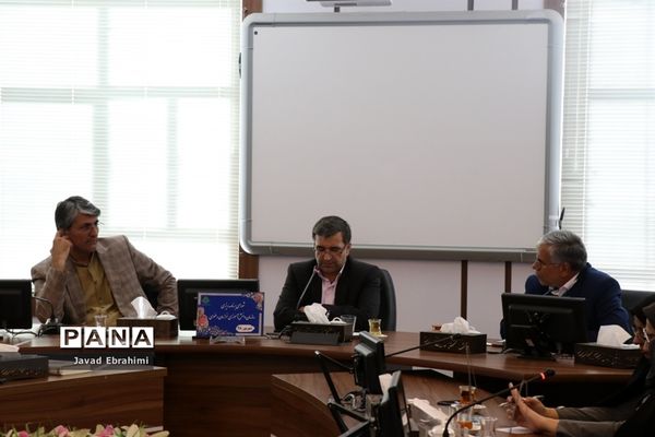 نشست شورای برنامه‌ریزی سازمان دانش‌آموزی خراسان رضوی