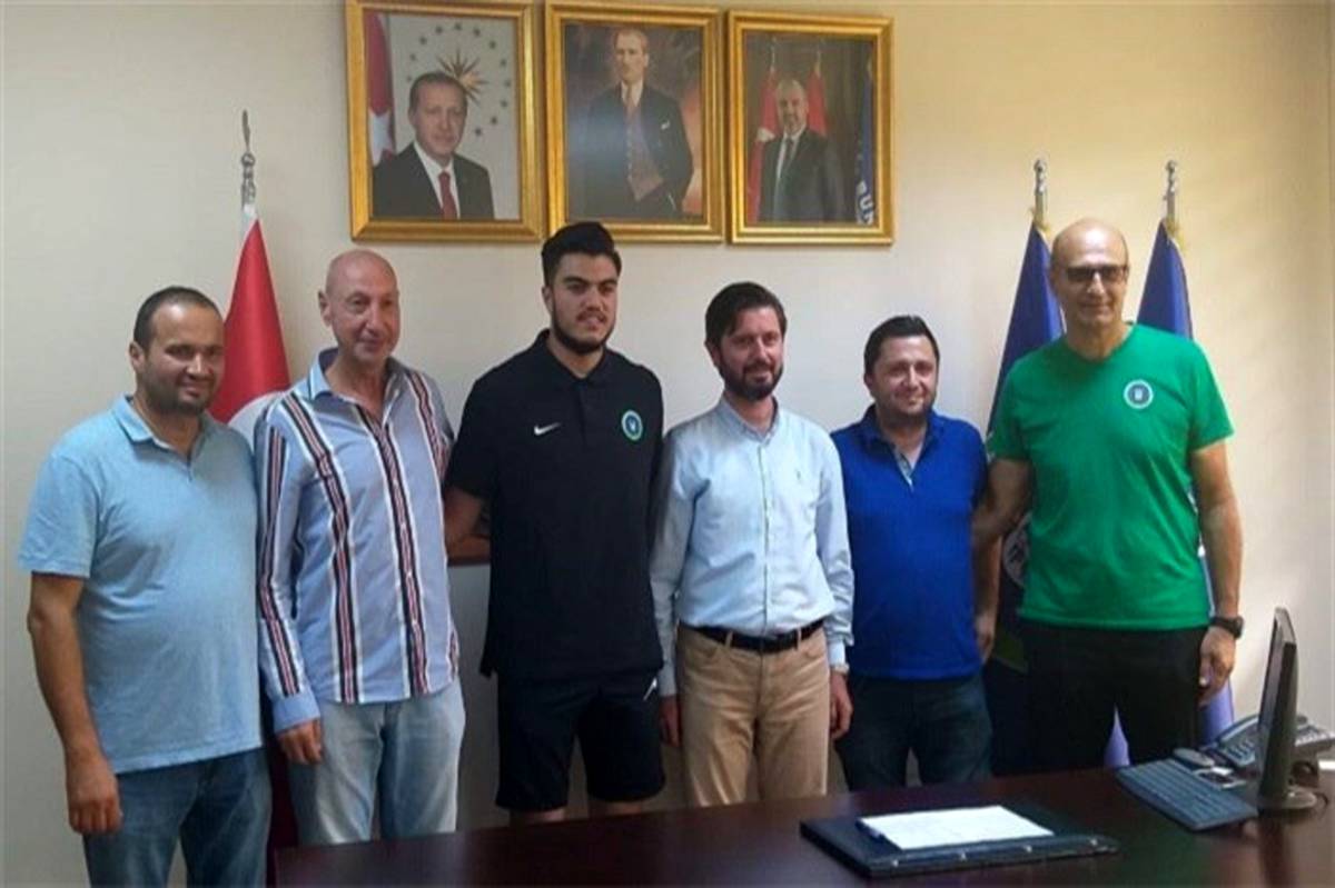 ملی‌پوش والیبال ایران راهی لیگ ترکیه شد