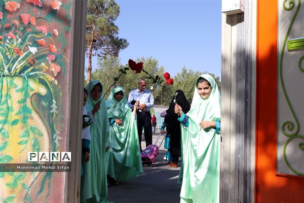 برگزاری جشن روز شکوفه ها در آباده