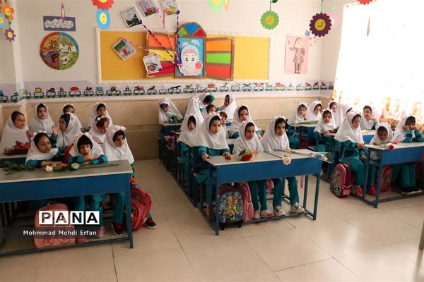 برگزاری جشن روز شکوفه ها در آباده