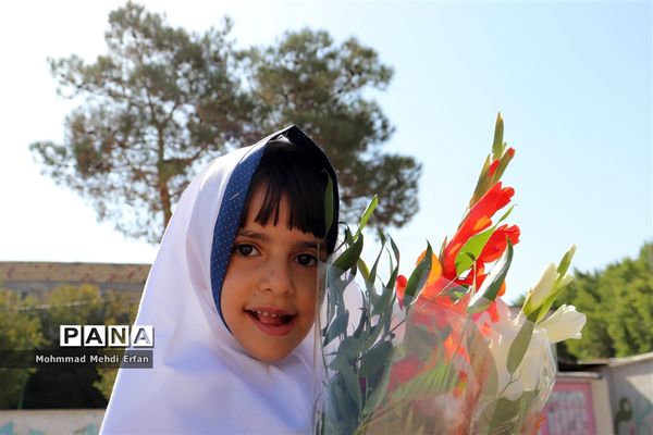 برگزاری جشن روز شکوفه ها در آباده