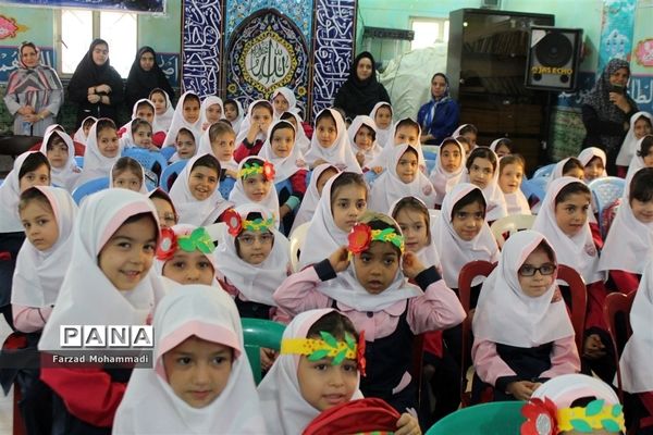 برگزاری جشن شکوفه‌ها در چهاردانگه