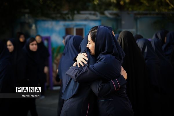 زنگ آغاز سال تحصیلی ۹۸ با حضور رئیس جمهوری