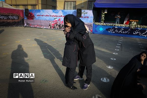 زنگ آغاز سال تحصیلی ۹۸ با حضور رئیس جمهوری