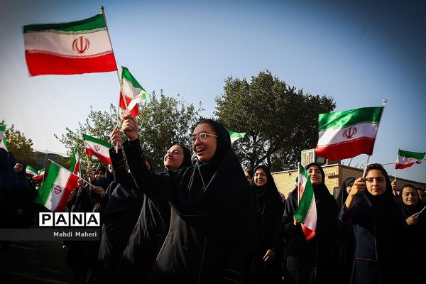 زنگ آغاز سال تحصیلی ۹۸ با حضور رئیس جمهوری