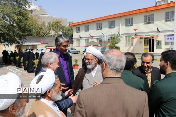 آیین اقامه اولین نماز جماعت مهر تحصیلی مدارس خراسان رضوی