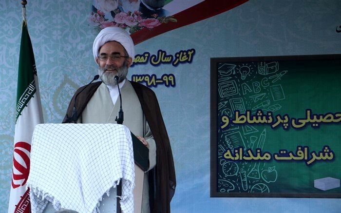 اقتدار جوامع با علم آموزی حاصل می شود