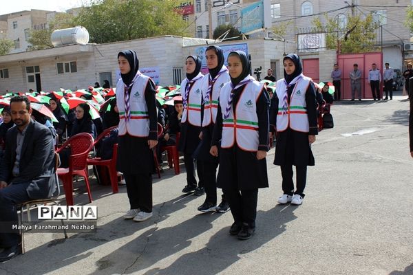 مراسم آغاز سال تحصیلی جدید دردبیرستان نمونه دولتی فاطمیه (س) اسلامشهر