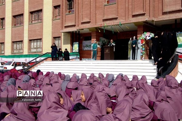 مانور گرامیداشت هفته دفاع مقدس در چهاردانگه