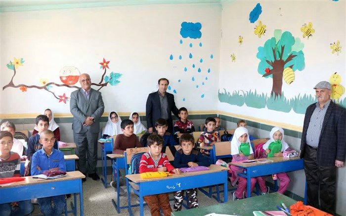 بازدید سرزده مدیرکل آموزش و پرورش آذربایجان غربی از مدارس روستایی مناطق نازلو و صومای برادوست