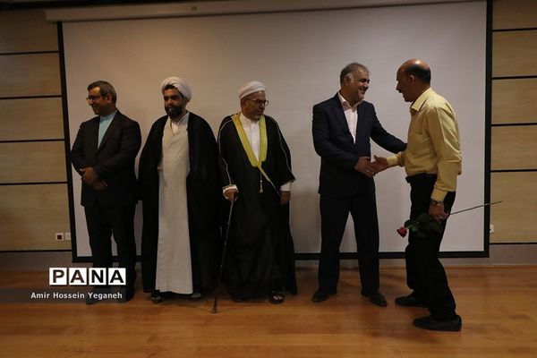 محفل انس با یاران دفاع مقدس