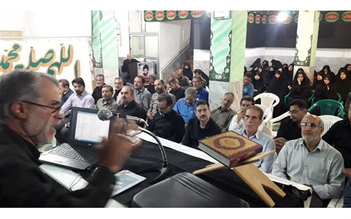برپایی نشست سیاسی در کانون بسیج فرهنگیان ناحیه 3 قم
