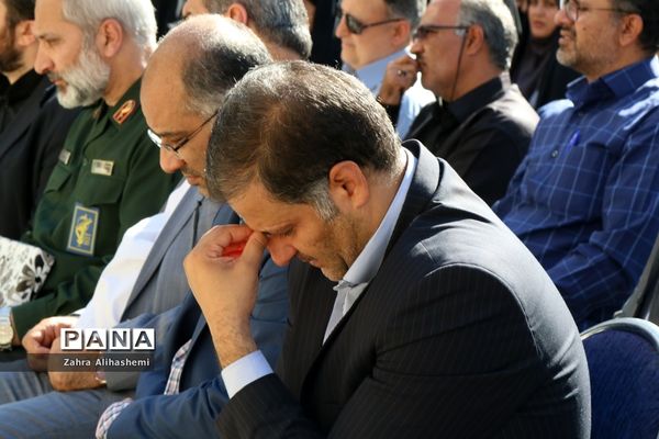 تشیع پیکر شهید گمنام در صبحگاه مشترک بسیج فرهنگیان تهران