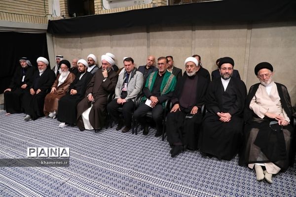 دیدار جمعی از موکب‌داران عراقی با رهبر انقلاب اسلامی