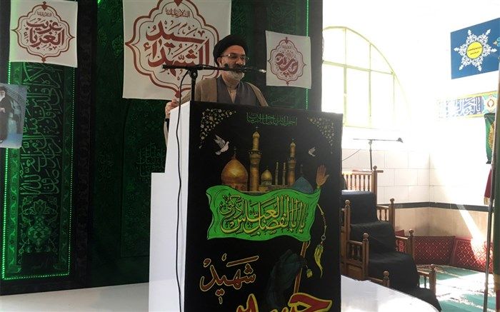 امام جمعه فیروزکوه: دفاع مقدس کم نظیر ترین نوع مقاومت در تاریخ بود