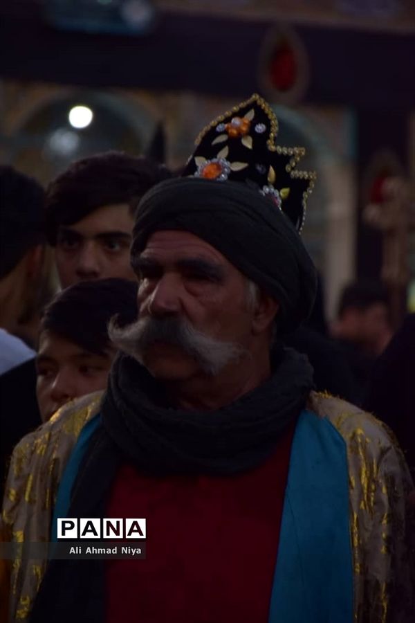 حرکت نمادین کاروان اسرای کربلا در قم