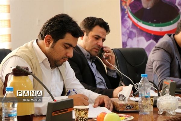 نشست خبری مدیرکل آموزش و پرورش استان و مدیرکل نوسازی، توسعه و تجهیز مدارس آذربایجان غربی