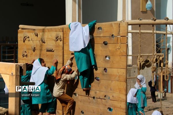 بازدید معاون رئیس جمهوری از پارک کلینیک باغچه ذهن